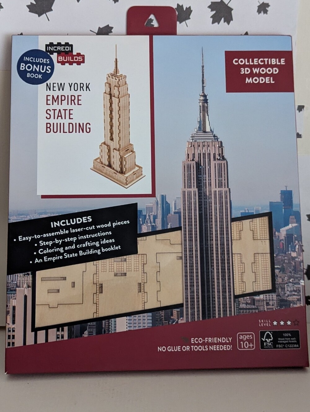 Incredi Builds Book and 3D Wood Models - New York Empire State Building